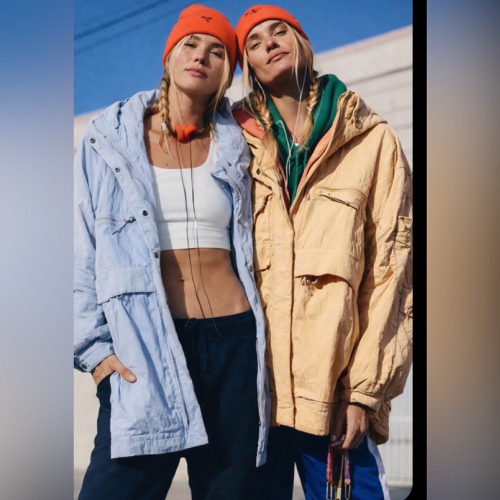 Free People Movement Billie Boxy Lightweight Insulated Jacket. NWT M/L.🧡or🩵